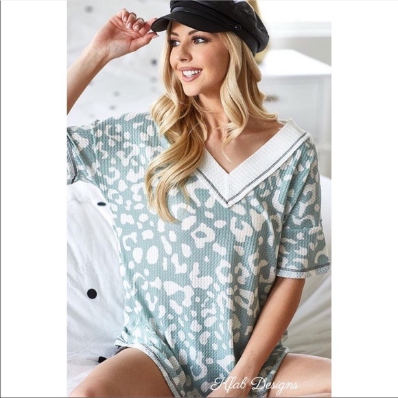 V-Neck Leopard Waffle Contrast Sage Top